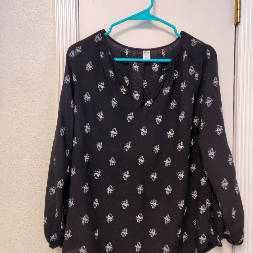 Old Navy black casual blouse
